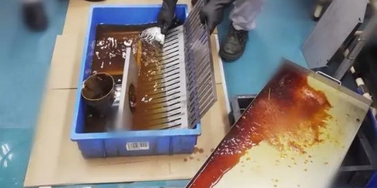 回焊爐清洗劑：提升電子製造質量的關鍵