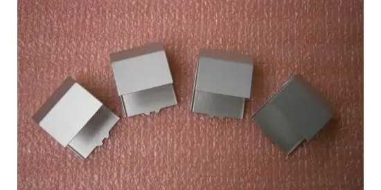 關（guān）於鋁合金陽極氧化退膜液的使用方（fāng）法