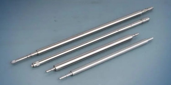 不鏽鋼超聲波清（qīng）洗劑對（duì）金屬無腐蝕，清洗力強無殘（cán）留