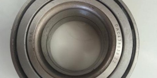 金（jīn）屬（shǔ）清洗劑使用時（shí）的注意事項