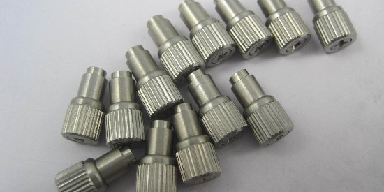 不鏽鋼除油劑在各個生產與（yǔ）製造領域的（de）作用