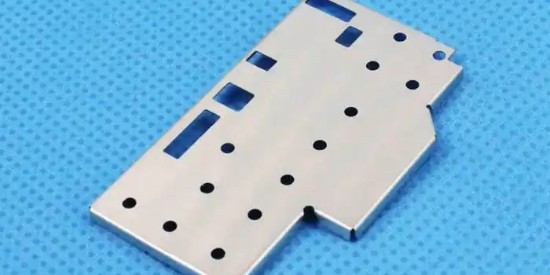 金屬加工行（háng）業使（shǐ）用拉（lā）伸油清洗劑後的優勢