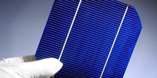 金剛（gāng）線水（shuǐ）性切割液在光伏矽片行業中（zhōng）的作用（yòng）