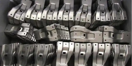 超聲波油汙清洗（xǐ）劑適合各種行業生產過程中的清洗需求