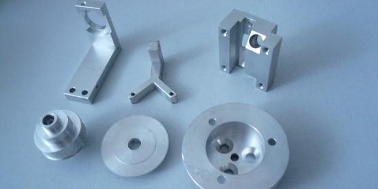 快速去除鋁製品表麵汙垢和氧（yǎng）化層的清洗劑（jì）