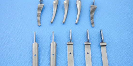 去除鈦合（hé）金油汙和拋光（guāng）蠟，就選專（zhuān）用的（de）鈦合金清洗劑