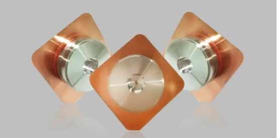 簡單介紹（shào）去除電池極柱油汙與氧化物的清洗劑