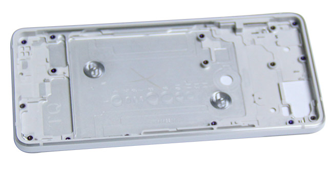 鋁合金（jīn）除（chú）油清洗劑在手機中框表麵（miàn）處理中（zhōng）的應用