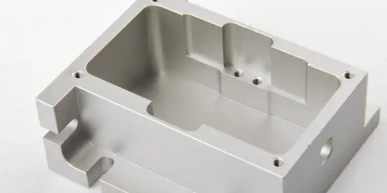 鋁（lǚ）合金件清洗劑對機加工油汙去除（chú）效（xiào）果有多好